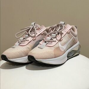 Nike Air Max Sneakers